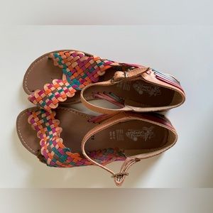 Brand new huaraches size 10